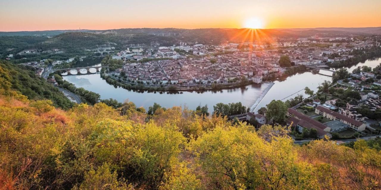 Le Mascoutou Apartamento Cahors Exterior foto