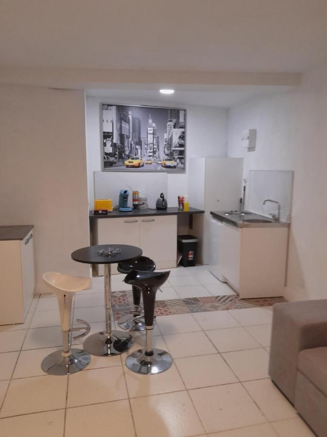 Le Mascoutou Apartamento Cahors Exterior foto